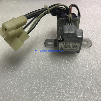 Hộp rơle cầu chì Isuzu an toàn 24V 1825530391 Rơle khởi động ô tô