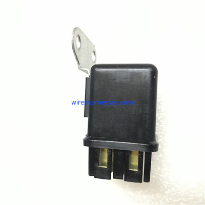 8942580140 Hộp rơle cầu chì Rơ le làm nóng động cơ 24V 4HK1